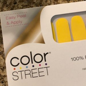ColorStreet RETIRED “lima lemon” yellow nail strip